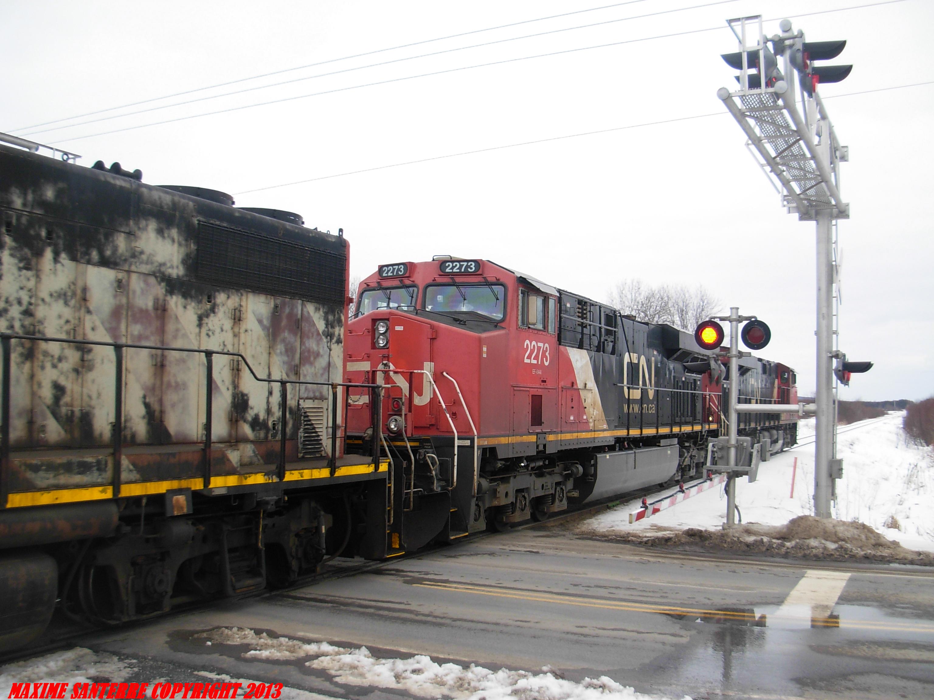 CN 2273